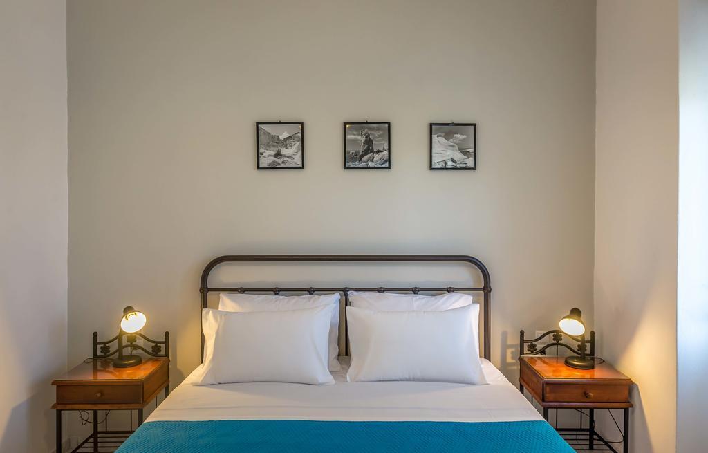 Hotel Delfini Adámas Extérieur photo