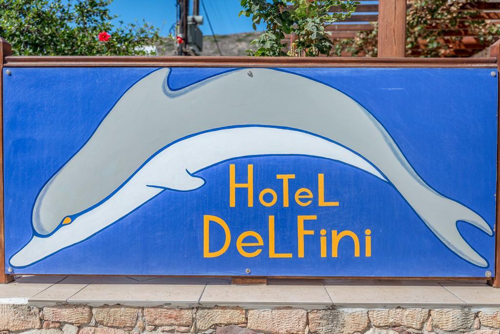 Hotel Delfini Adámas Extérieur photo